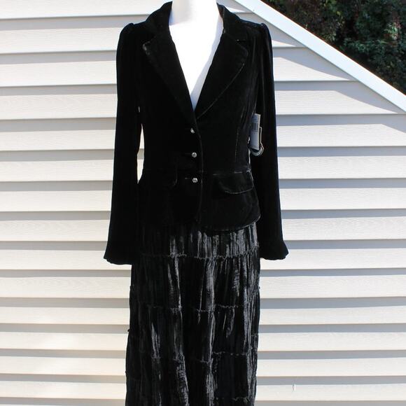 Juicy Couture Black Crushed Silk Velvet Blazer Cropped Rhinestone Buttons Size 4 - Picture 2 of 14